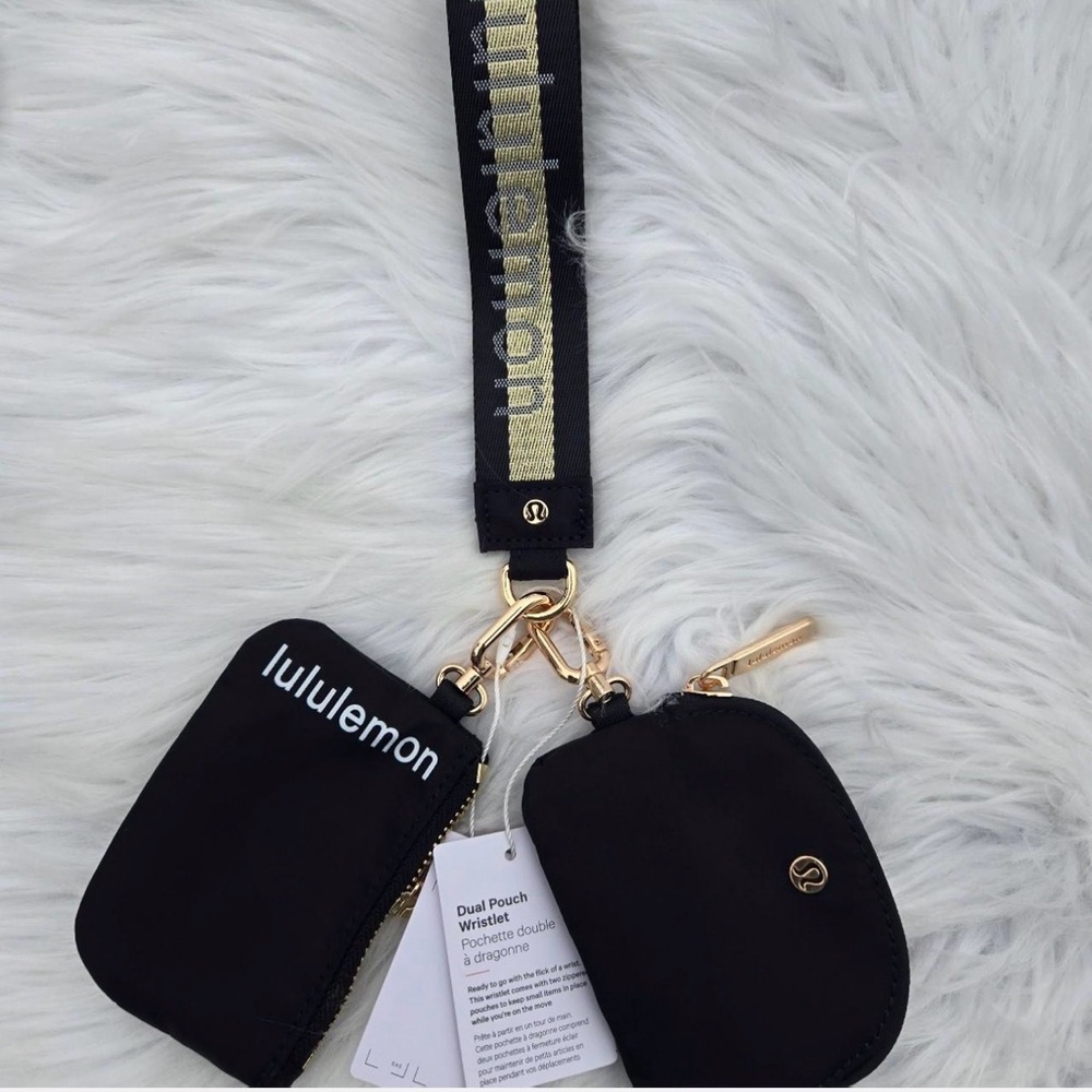Lululemon dual pouch wristlet
